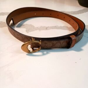Coach Signature Buckle Belt
